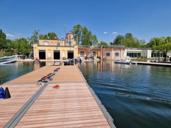 c04dd4b5 eb02 b7d9 ddee1e732918